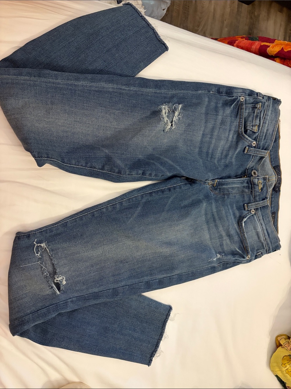 Lucky Brand Distressed Cropped Blue Jeans
